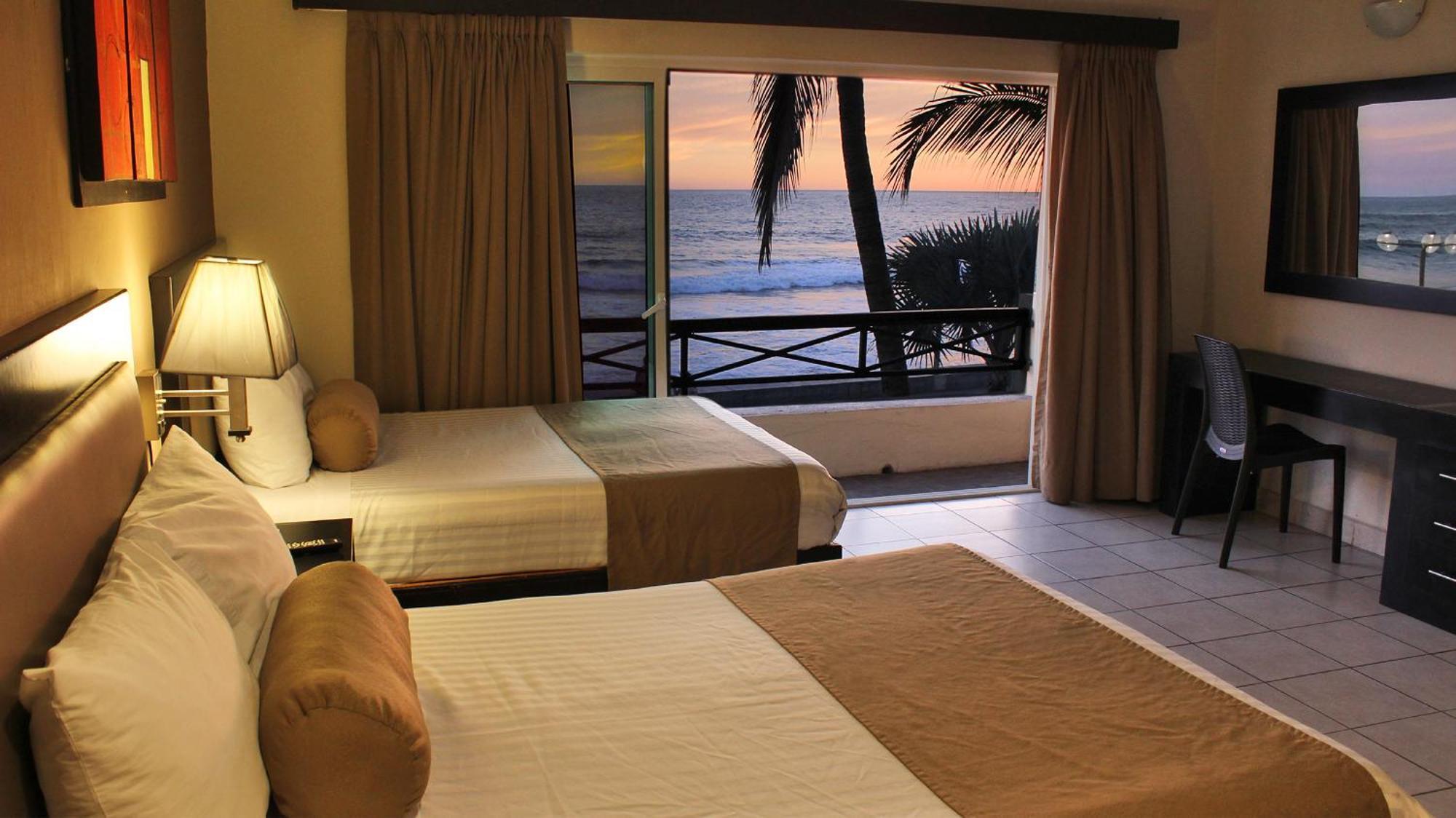 Hotel La Siesta Malecon Mazatlan Luaran gambar
